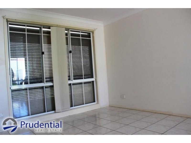 12 Edward Edgar Street, Minto NSW 2566