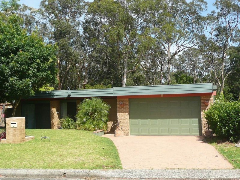 27 Cudgegong Road, Ruse NSW 2560