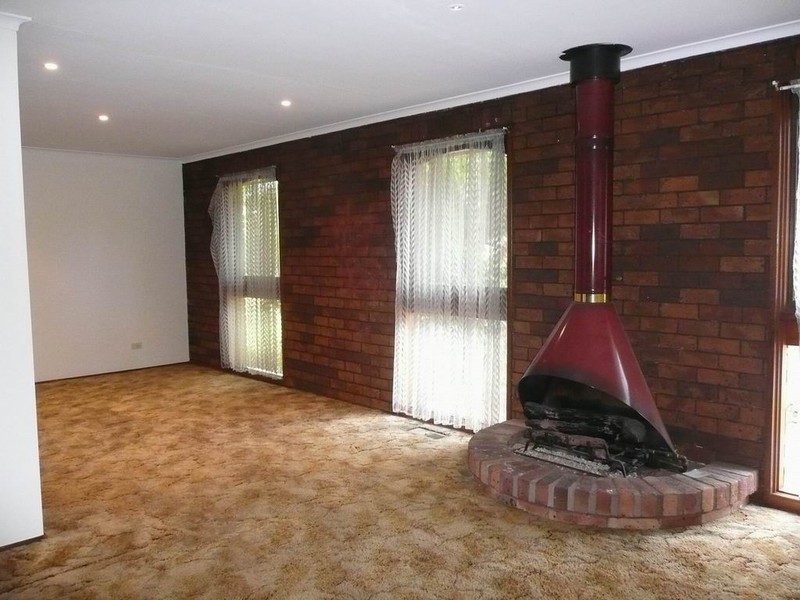 74 Aberdeen Road, St Andrews NSW 2566