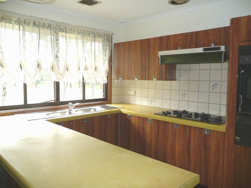 74 Aberdeen Road, St Andrews NSW 2566