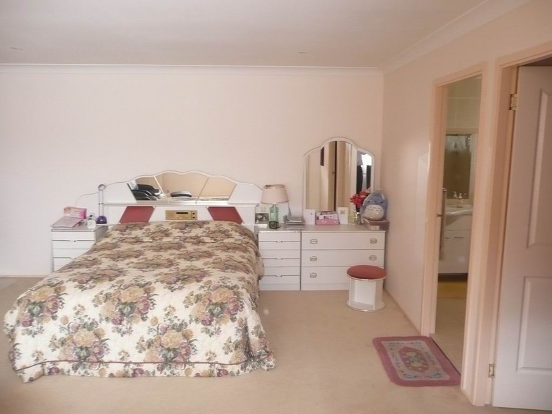 Ambarvale NSW 2560