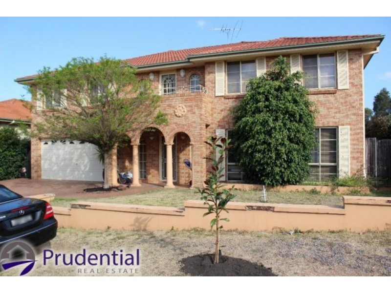 10 James Weehan Way, Macquarie Links NSW 2565