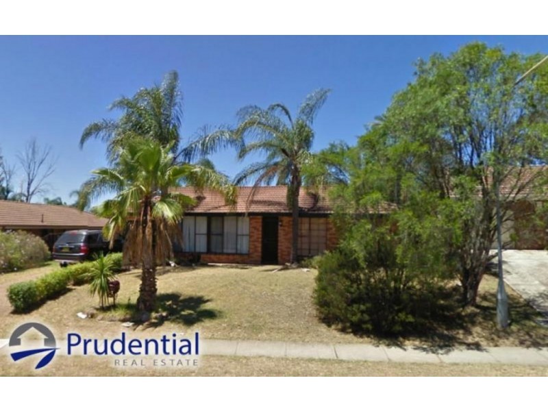 65 Emerald Drive, Eagle Vale NSW 2558