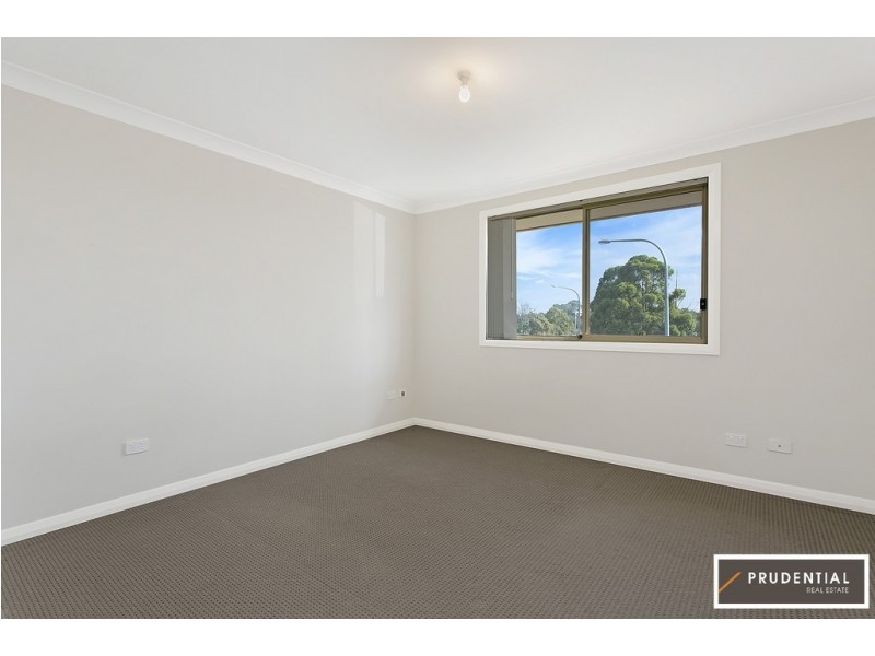 7/4 Feldspar Road, Eagle Vale NSW 2558