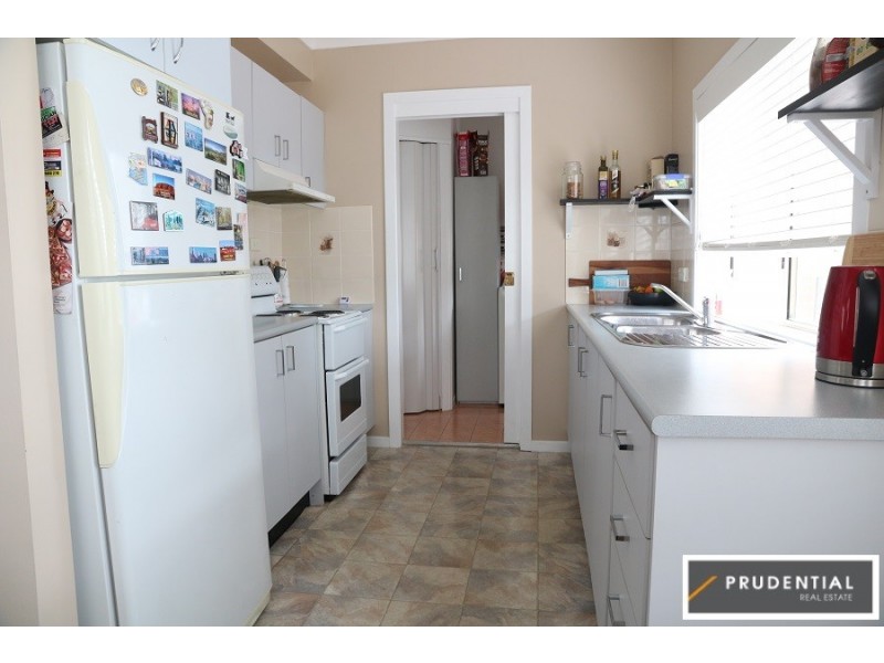 4/29 Kingsclare Street, Leumeah NSW 2560