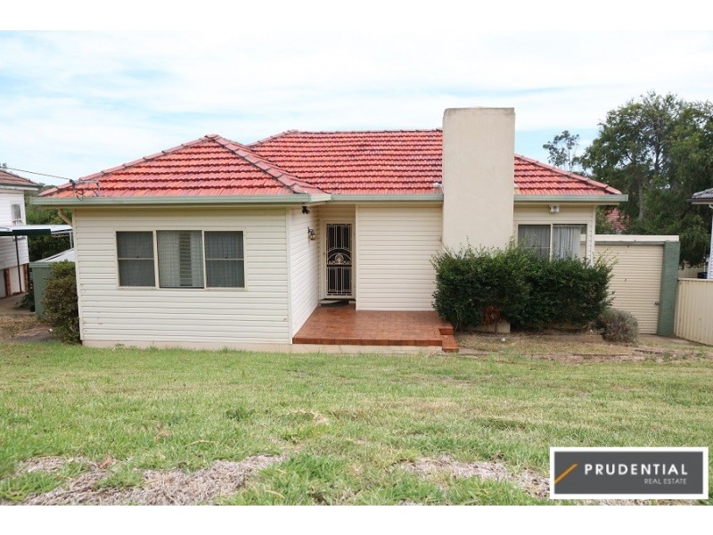 27 Grandview Drive, Campbelltown NSW 2560