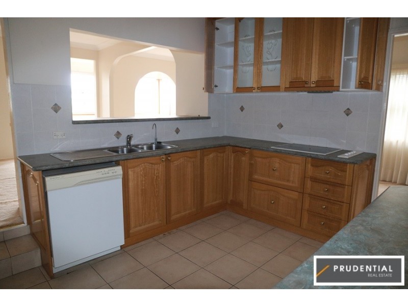 27 Grandview Drive, Campbelltown NSW 2560