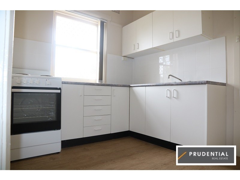 1/8-10 Condamine Street, Campbelltown NSW 2560