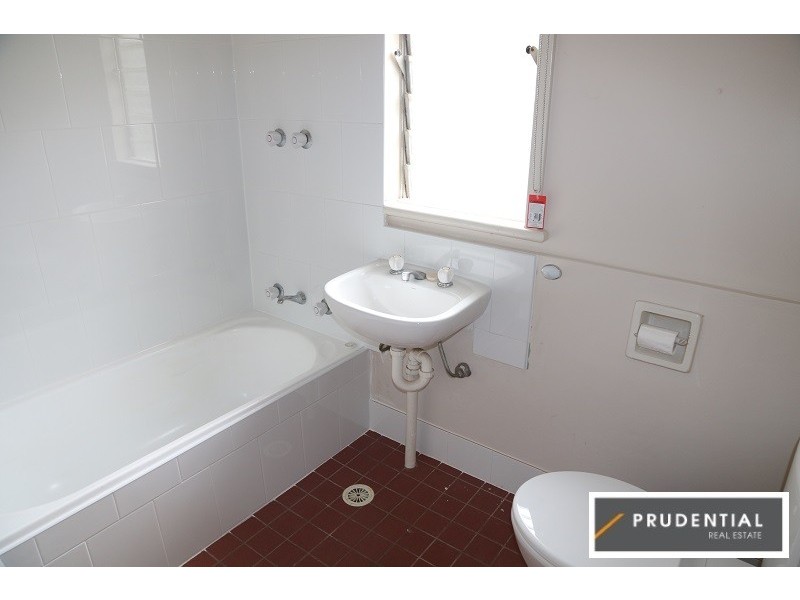 1/8-10 Condamine Street, Campbelltown NSW 2560