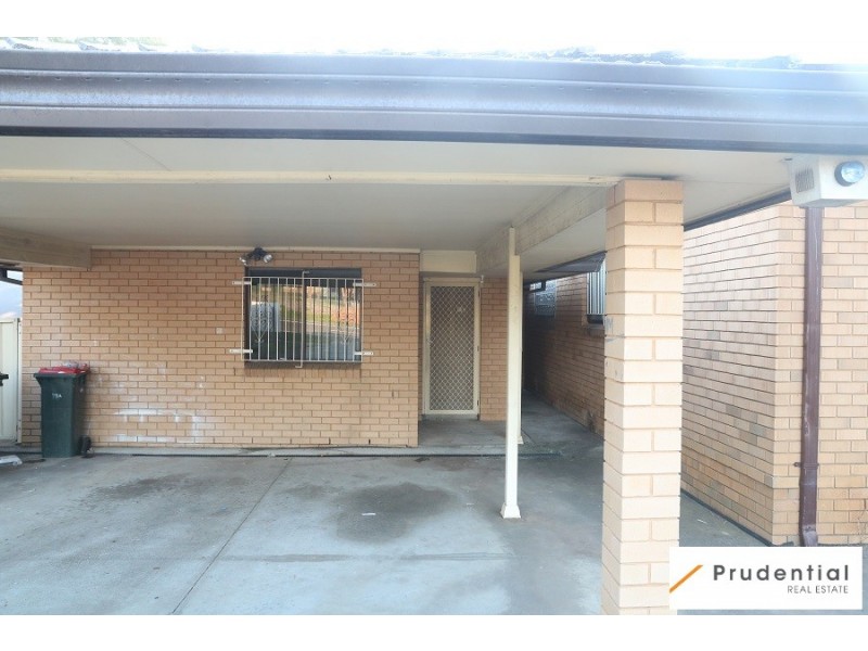 71a Pembroke Rd, Minto NSW 2566