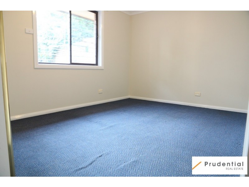 71a Pembroke Rd, Minto NSW 2566