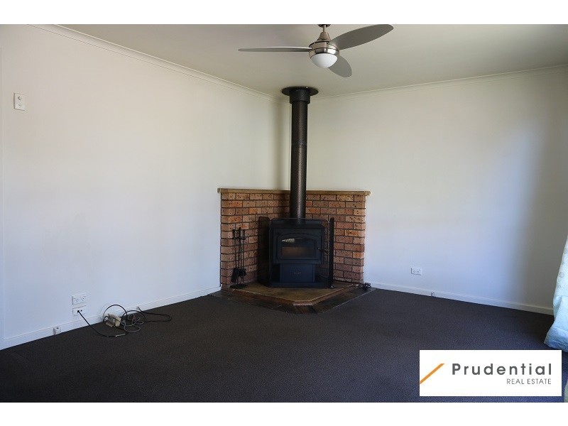 12 Kings Way, Goulburn NSW 2580