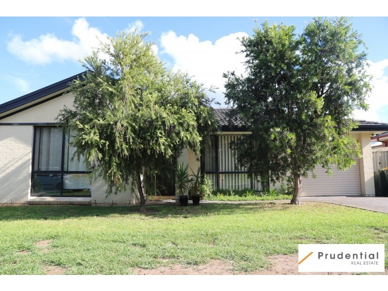 12 McLaughlin Circuit, Bradbury NSW 2560