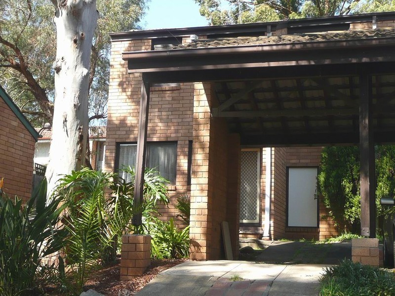 16 Airdsley Lane, Bradbury NSW 2560