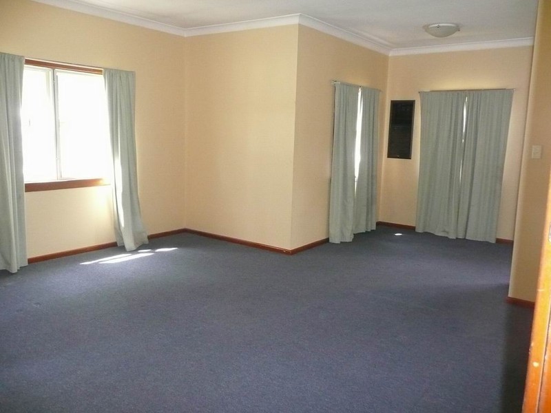 1 Homann Avenue, Leumeah NSW 2560