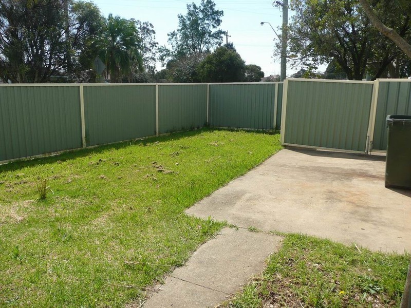 1 Homann Avenue, Leumeah NSW 2560