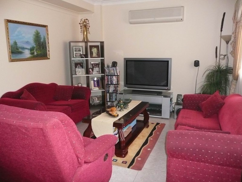 14 Lerwick Place, St Andrews NSW 2566