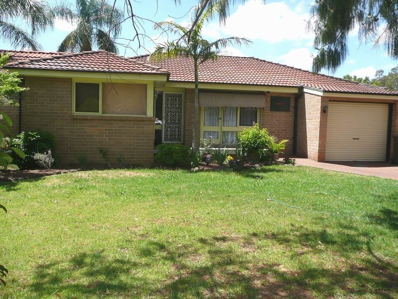 3 Tigg Place, Ambarvale NSW 2560
