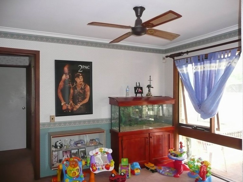 3 Tigg Place, Ambarvale NSW 2560