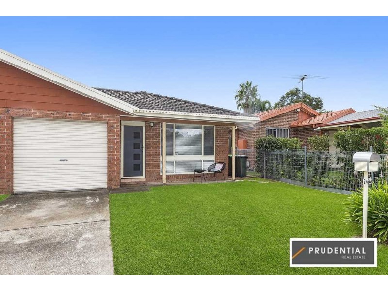 2/64 Francisco Crescent, Rosemeadow NSW 2560