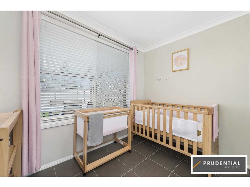 2/64 Francisco Crescent, Rosemeadow NSW 2560