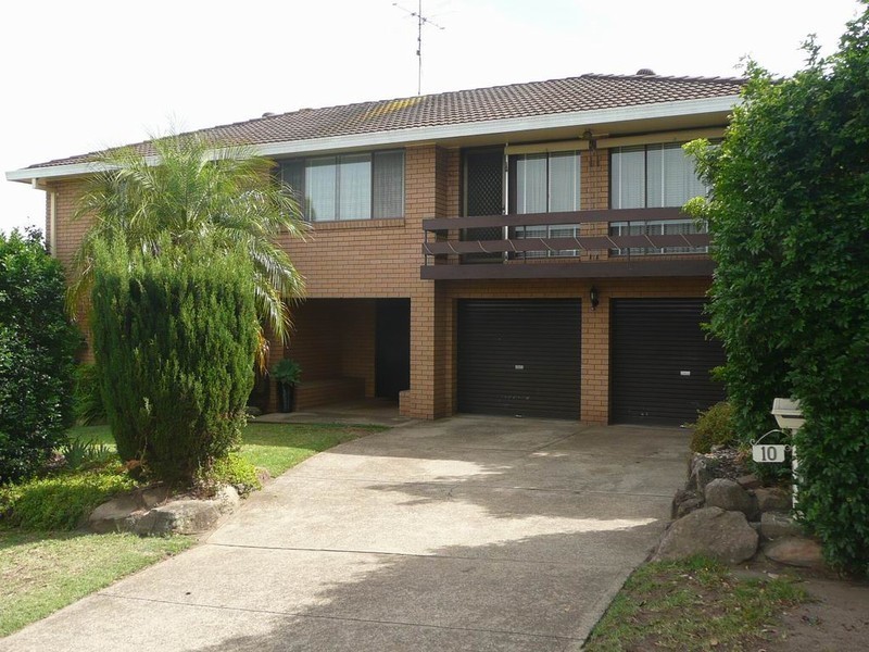 10 Dewrang Avenue, Bradbury NSW 2560