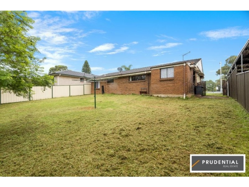 69 Akuna Avenue, Bradbury NSW 2560