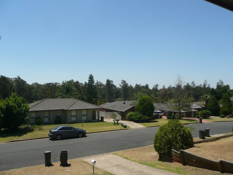 18 Elouera Crescent, Woodbine NSW 2560