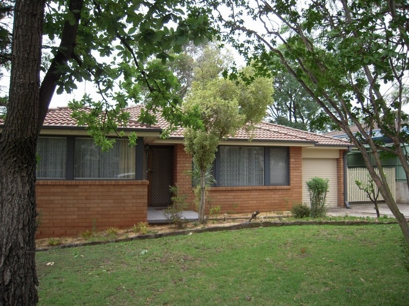 Bradbury NSW 2560