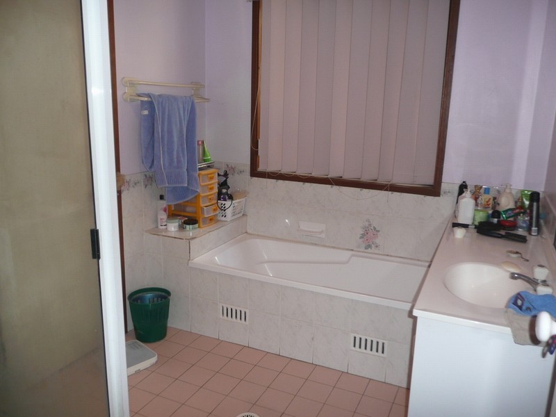 Eagle Vale NSW 2558