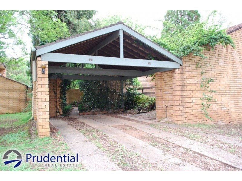 2/39 The Parkway, Bradbury NSW 2560
