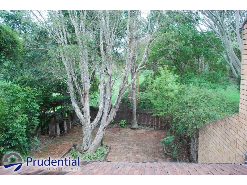 2/39 The Parkway, Bradbury NSW 2560