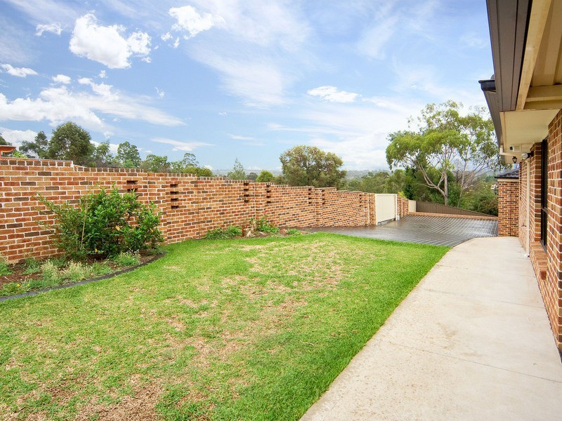 91 Englorie Park Drive, Glen Alpine NSW 2560