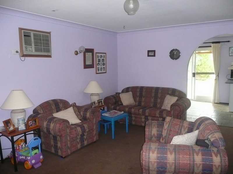 77 Karrabul Road, St Helens Park NSW 2560