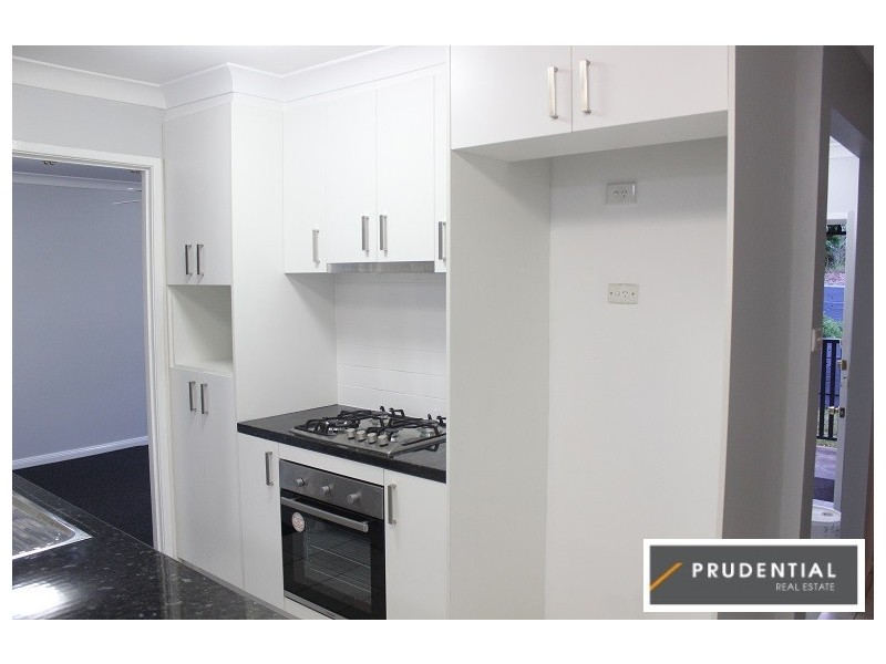 5 Chang Place, Kearns NSW 2558