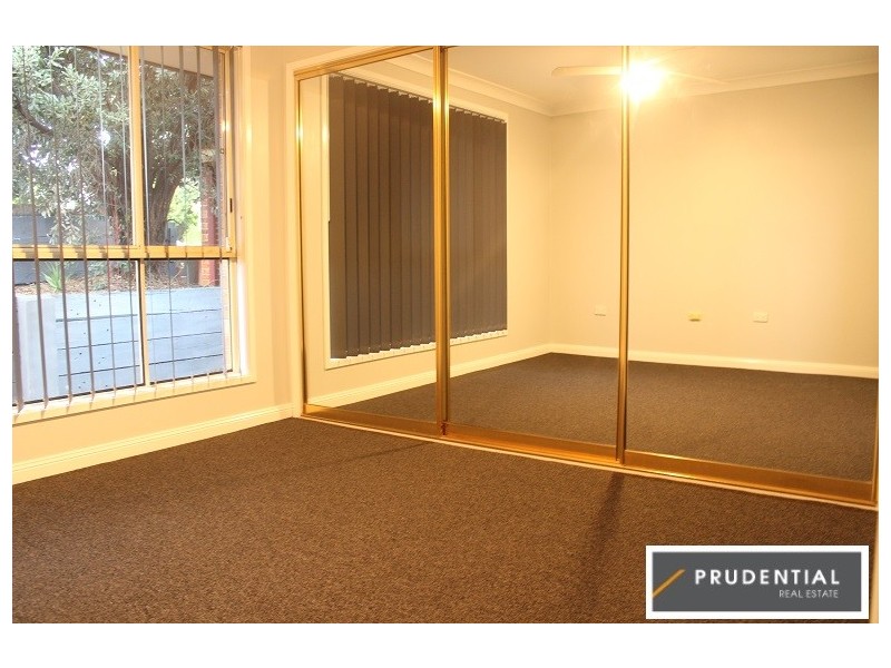5 Chang Place, Kearns NSW 2558