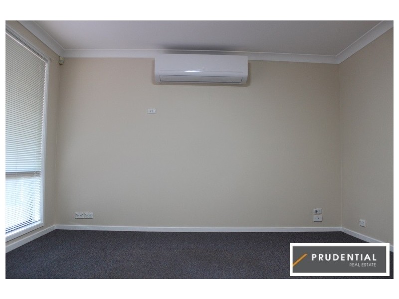 11 Mulgara Place, St Helens Park NSW 2560