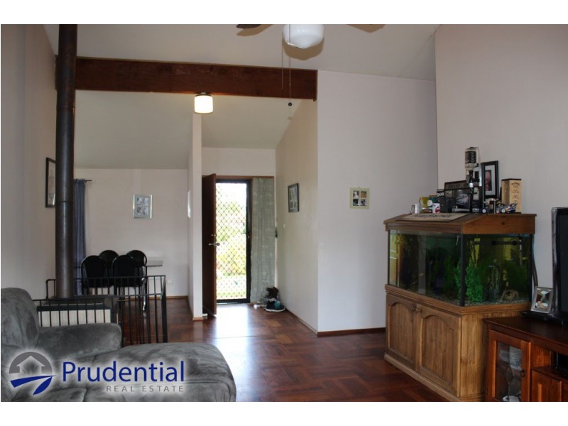 4 Romilly Place, Ambarvale NSW 2560