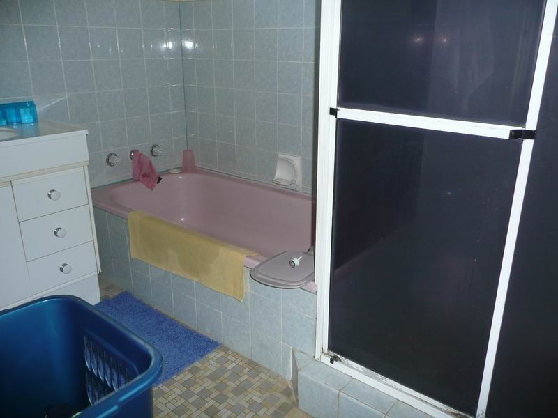 62 Rudd Road, Leumeah NSW 2560