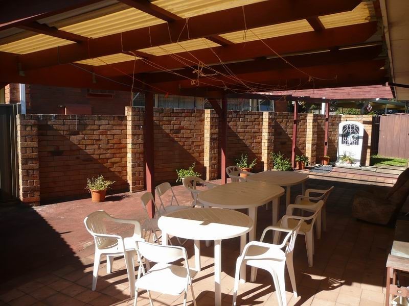 1 Bottlebrush Ave, Bradbury NSW 2560