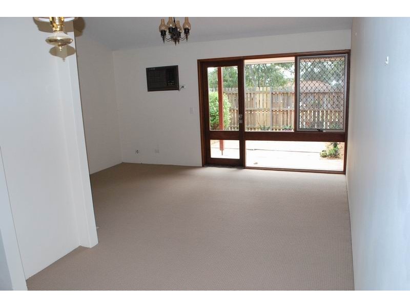 Bradbury NSW 2560