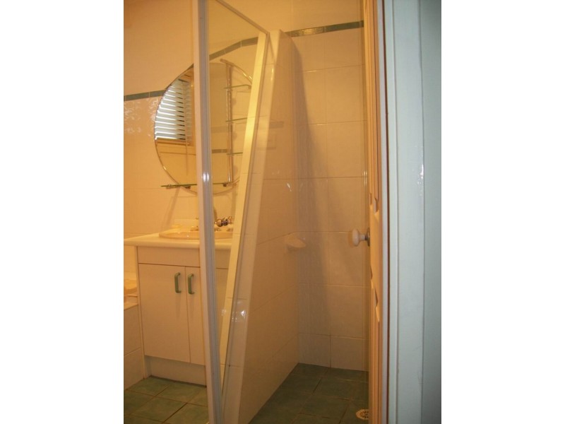 6 Shiraz Pl, Eschol Park NSW 2558