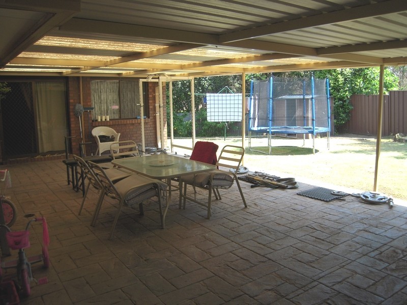 2A Silica Cresent, Eagle Vale NSW 2558