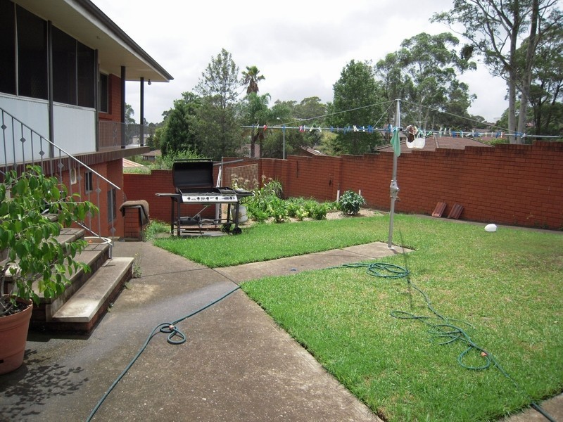 276 The Parkway, Bradbury NSW 2560
