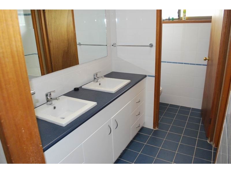 Campbelltown NSW 2560