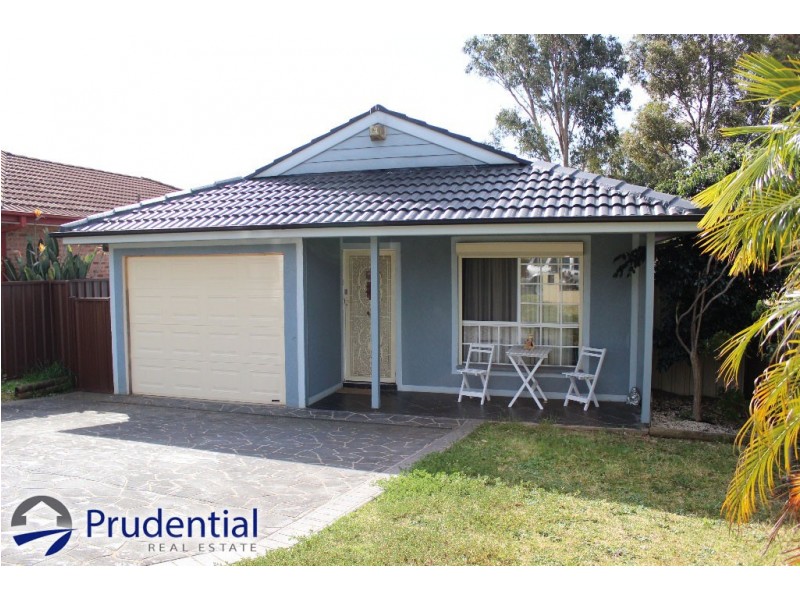 8B Falstaff Place, Rosemeadow NSW 2560