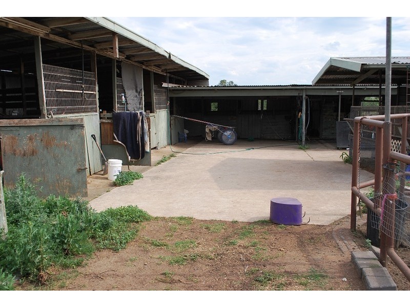 Menangle Park NSW 2563