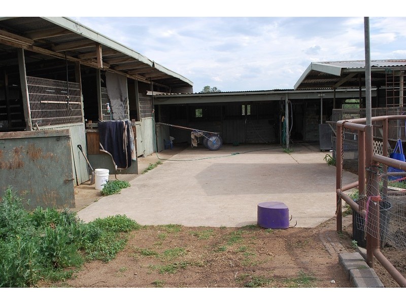 Menangle Park NSW 2563