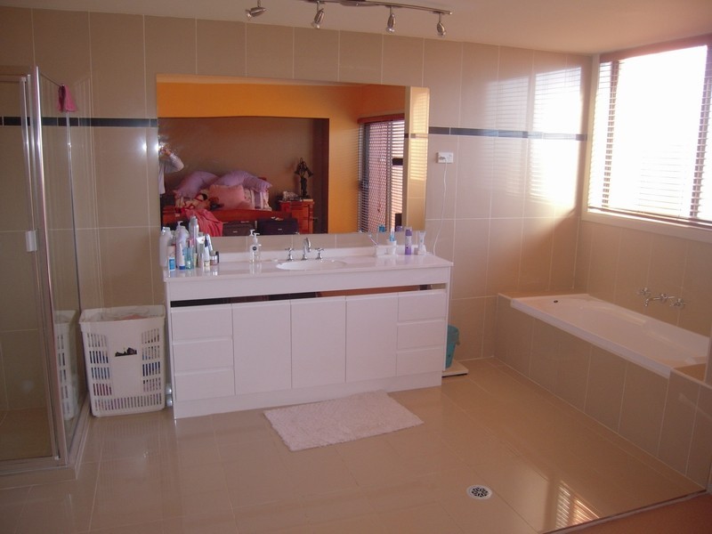 Glen Alpine NSW 2560