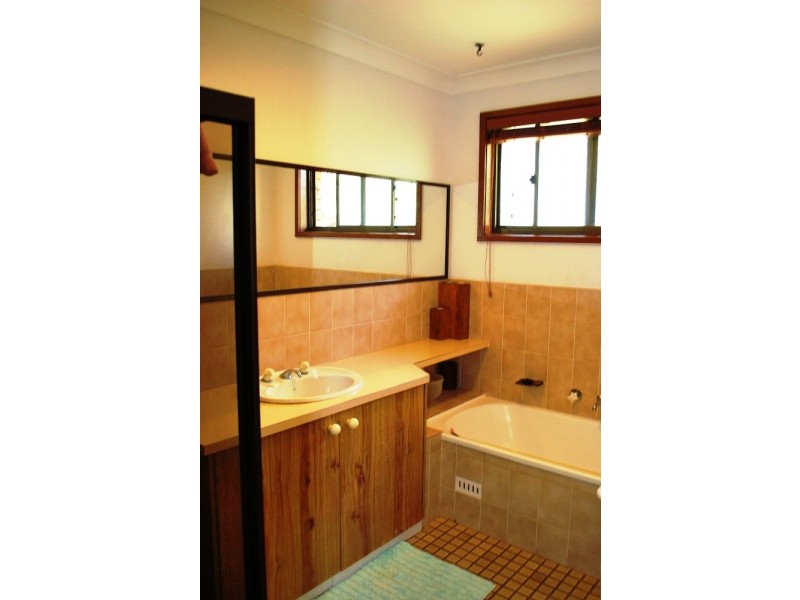 Ambarvale NSW 2560